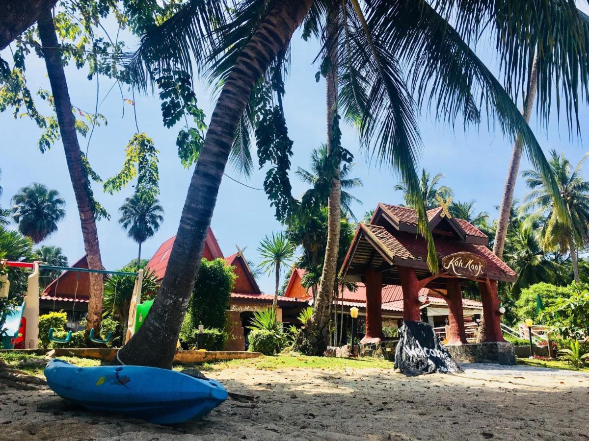 Koh Mook Resort Exterior photo